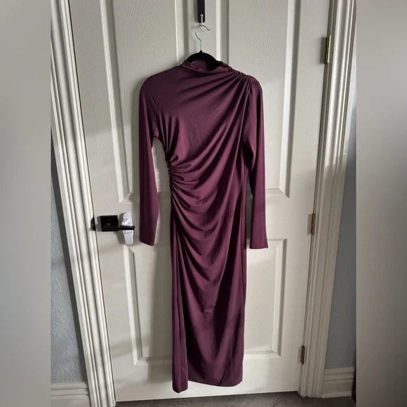 Zara Long Sleeve Dress - Picture 2 of 8